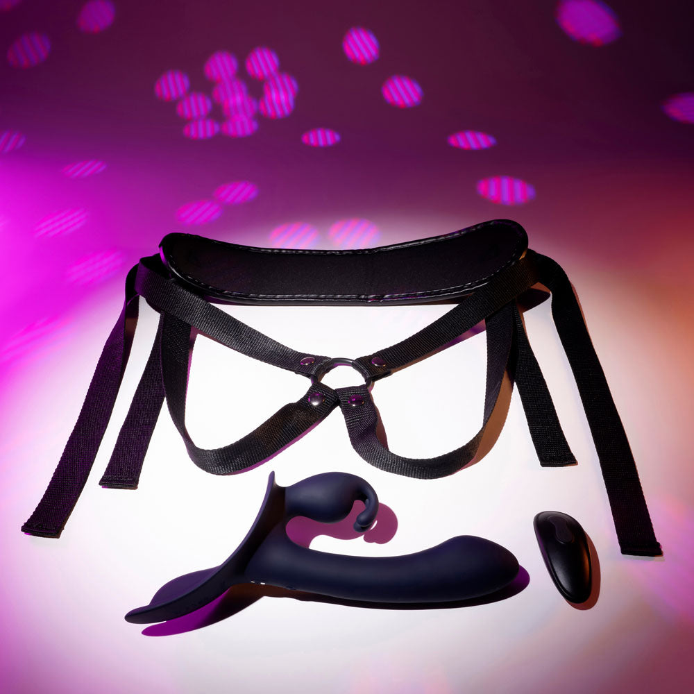 Evolved GIVING VIBES - Black 14.6 cm USB Rechargeable Vibrating Strap-On with Remote