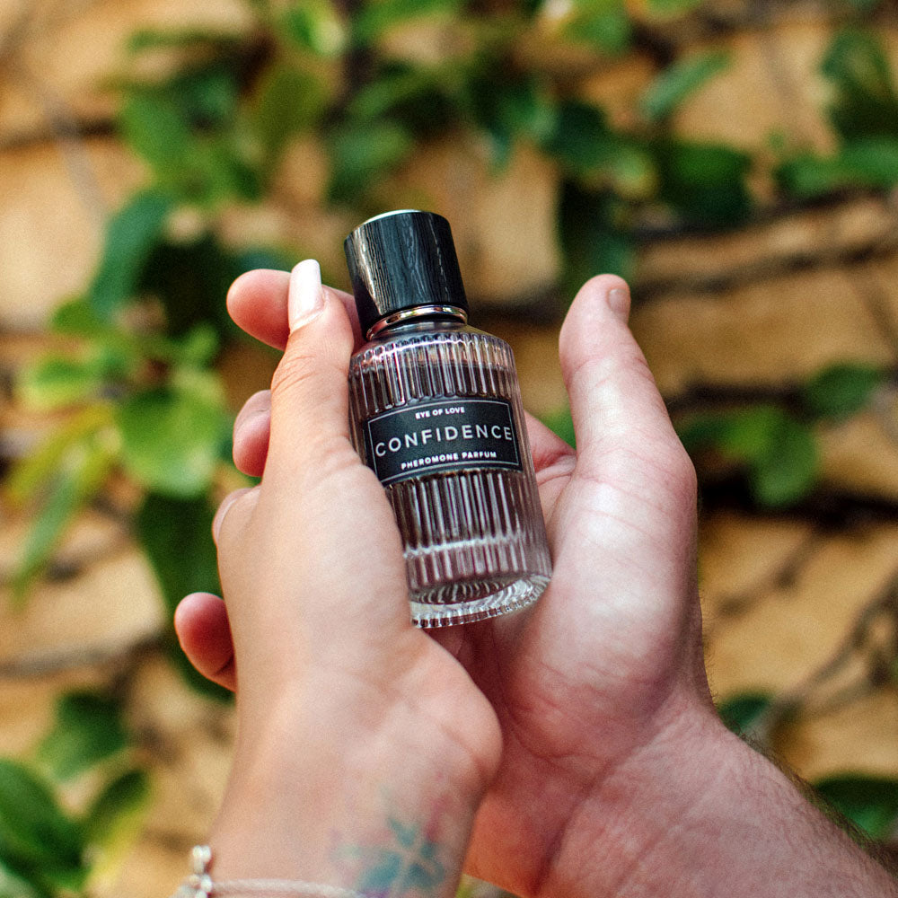 Eye Of Love Confidence Pheromone Cologne - 50 ml - Citrus Musk Scented Pheromone Cologne for Men to attract Women - 50 ml Spray - Hush Store Sydney 