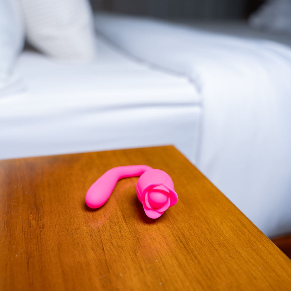 Maia MEADOW - Pink 14 cm USB Rechargeable Flower Stimulator - Hush Store Sydney 